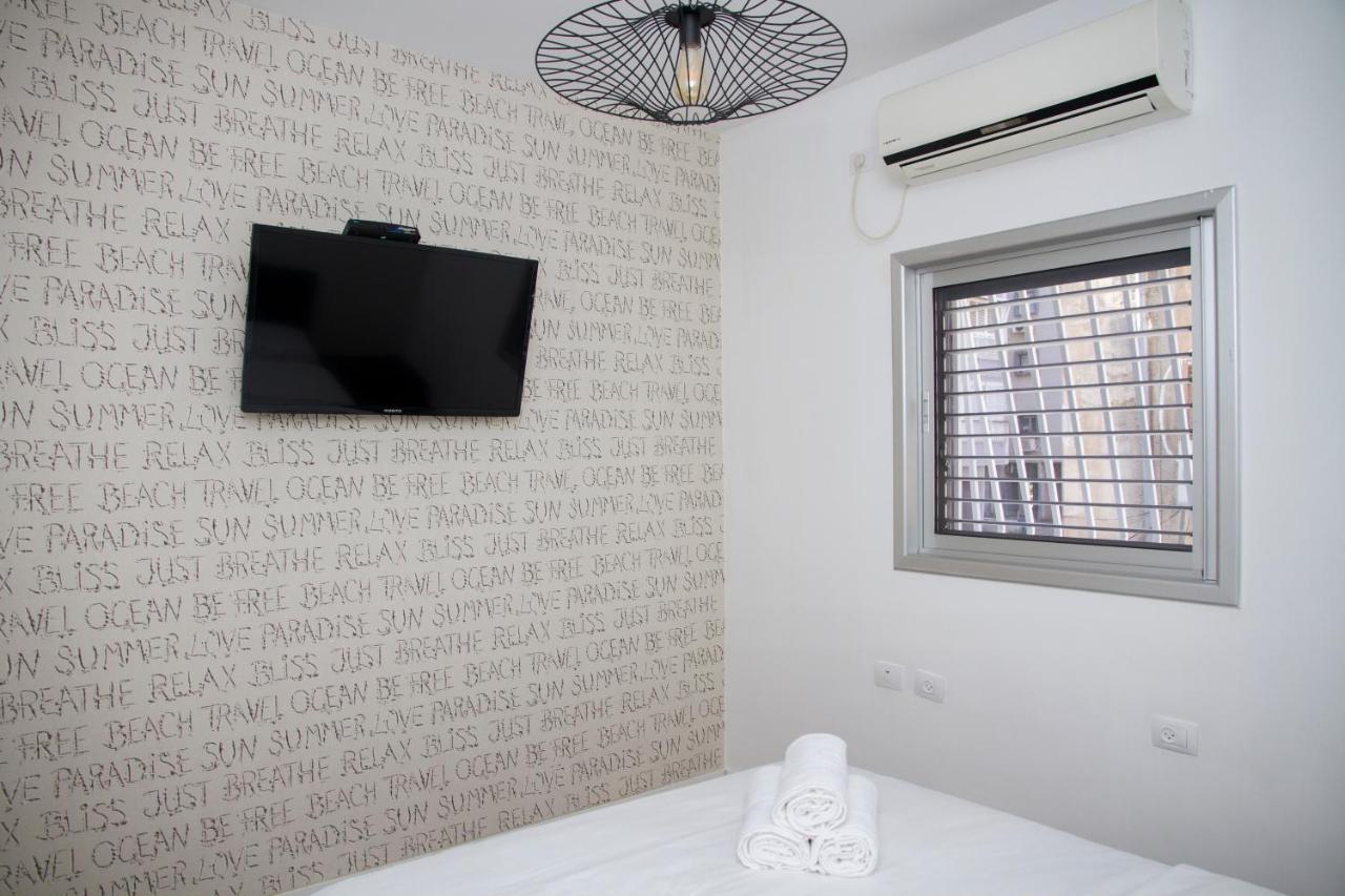 Apartments4You Etsel Bat Yam Bagian luar foto