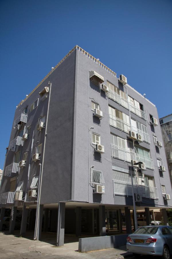Apartments4You Etsel Bat Yam Bagian luar foto