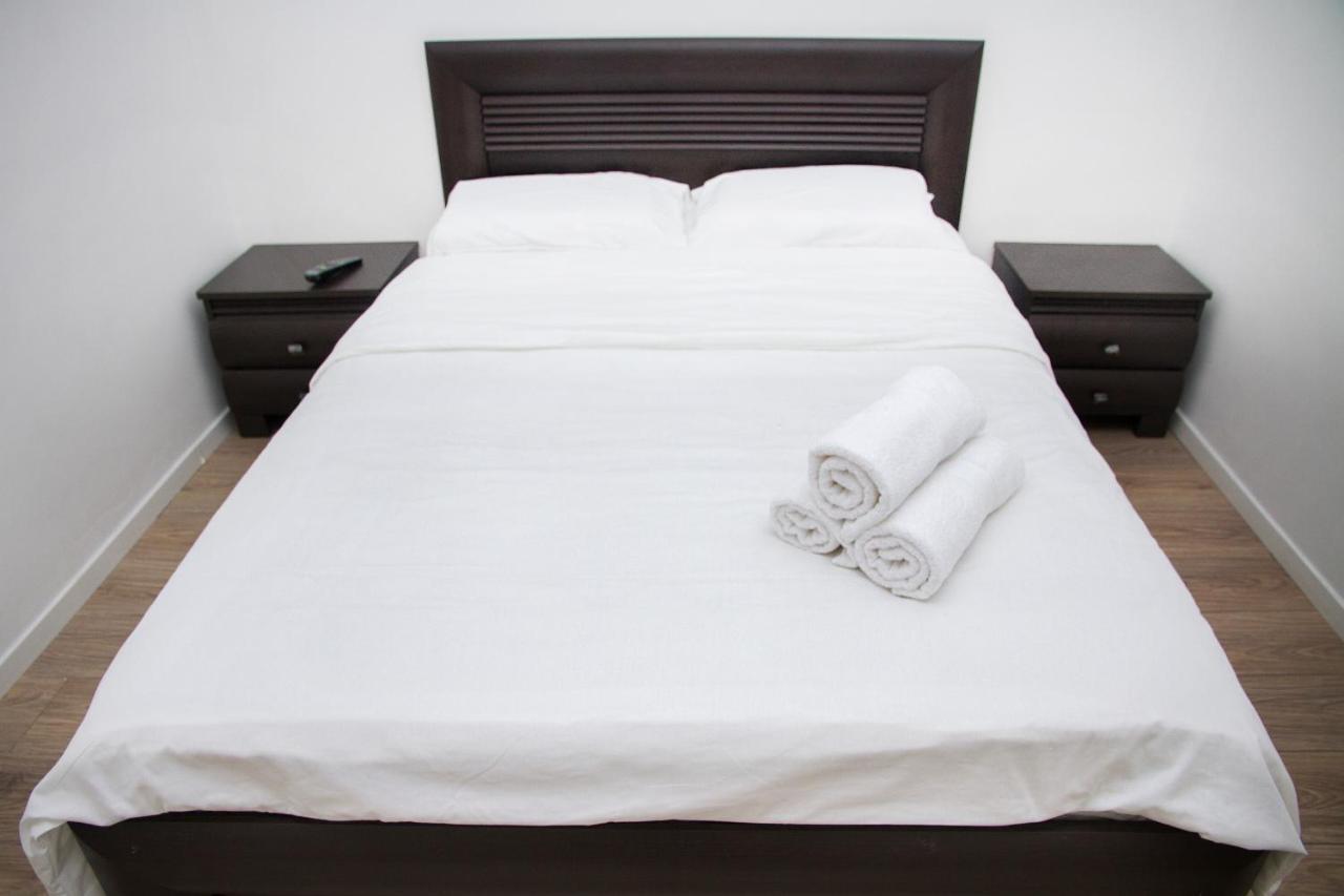 Apartments4You Etsel Bat Yam Bagian luar foto