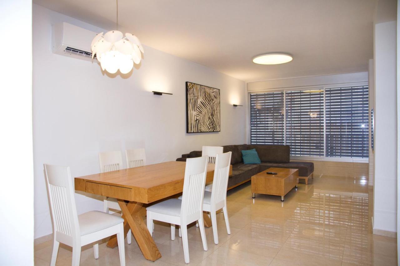 Apartments4You Etsel Bat Yam Bagian luar foto