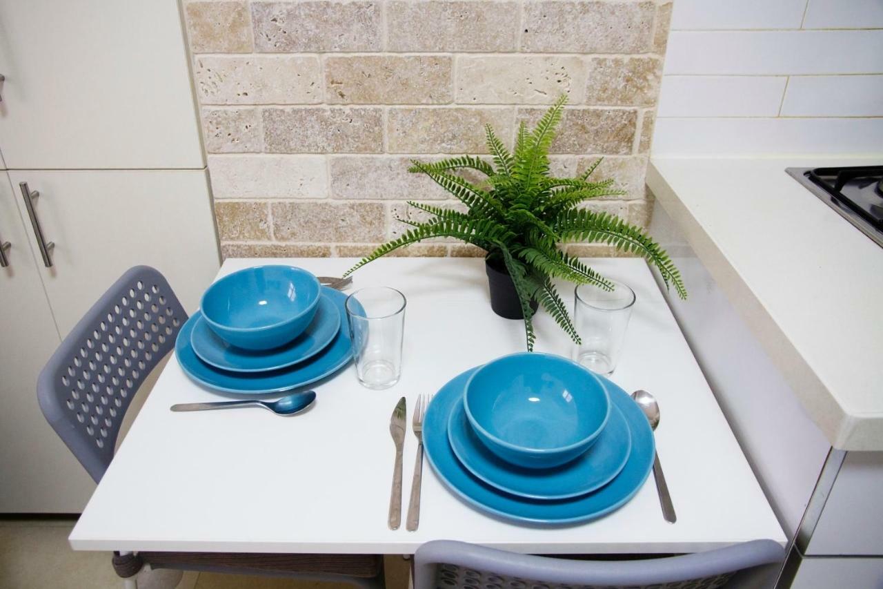 Apartments4You Etsel Bat Yam Bagian luar foto